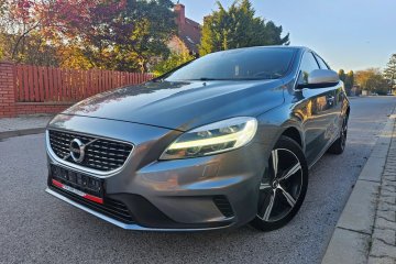 Volvo V40 D2 Drive-E R-Design Momentum